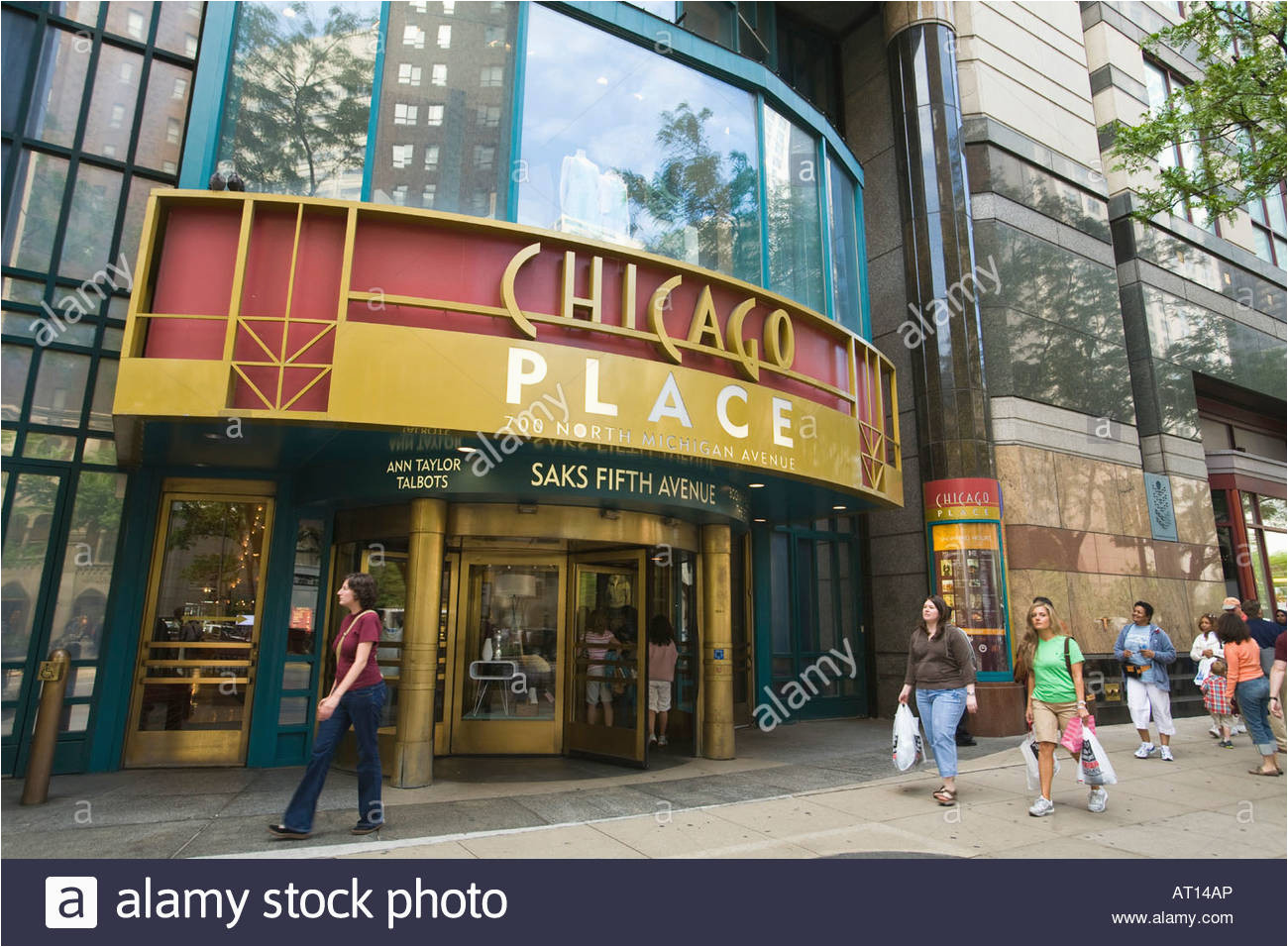 Chicago Michigan Avenue Shopping Map Shopping Mall Chicago Stock Photos Shopping Mall Chicago Stock