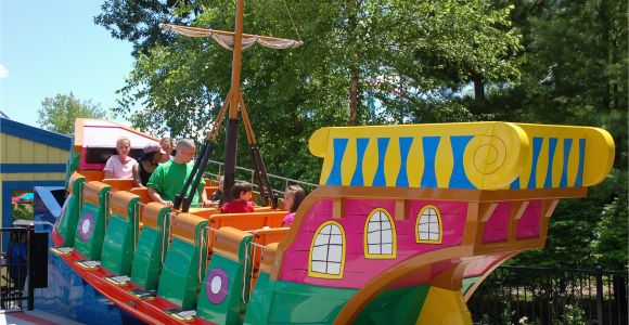 6 Flags New England Map Six Flags New England Parking and Travel Tips