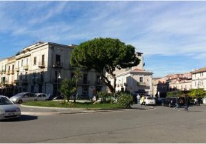 Crotone Italy Map Piazza Crotone Calabria Italy Picture Of B B Castello Crotone