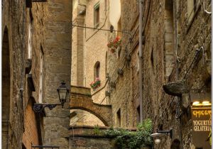 Map Of Volterra Italy Volterra Tuscany Italy Charming Small Alley Near the Piazza Dei