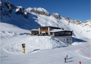 Passo tonale Italy Piste Map Mountain Restaurants Huts Ponte Di Legno tonale Presena Glacier