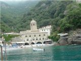 San Fruttuoso Italy Map Arrivando Dal Mare Picture Of Abbazia Di San Fruttuoso Camogli